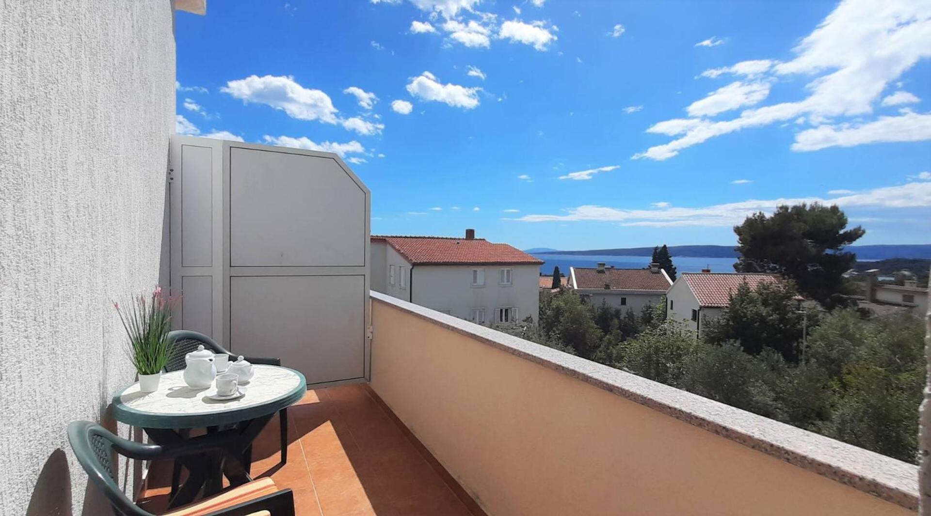 Guest House Helena Close To Beach Krk Town Exterior foto